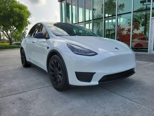 2021 Tesla Model Y Long Range