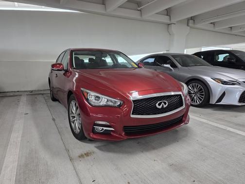 2014 INFINITI Q50 Premium