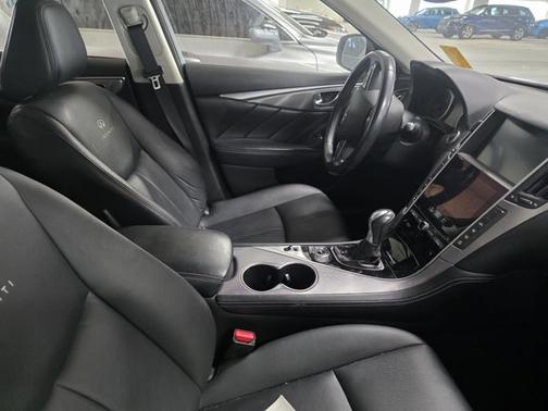 2014 INFINITI Q50 Premium
