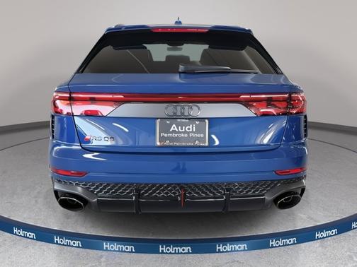 2025 Audi RS Q8 performance