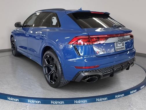 2025 Audi RS Q8 performance