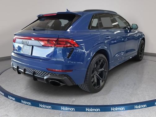 2025 Audi RS Q8 performance