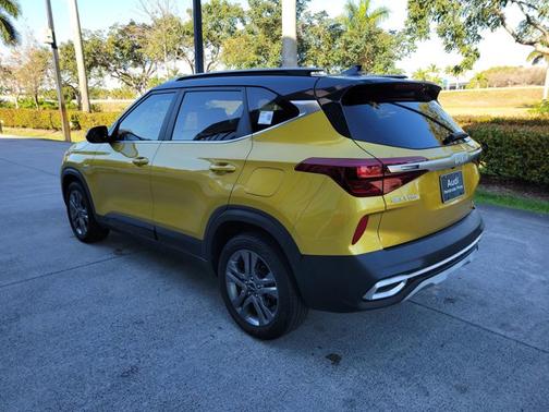 2022 Kia Seltos S