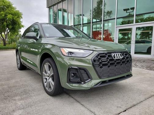 2025 Audi Q5 S line Premium