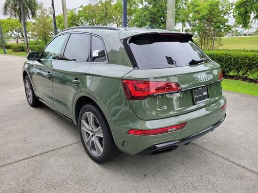 2025 Audi Q5 S line Premium