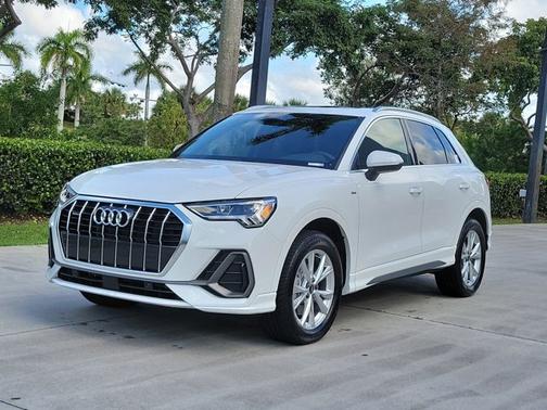 2025 Audi Q3 S line Premium