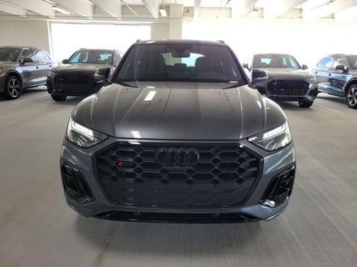 2025 Audi SQ5 Premium Plus