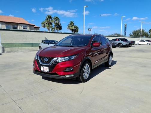 2022 Nissan Rogue Sport SV