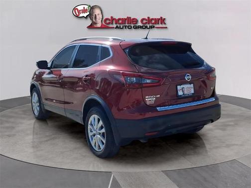 2022 Nissan Rogue Sport SV