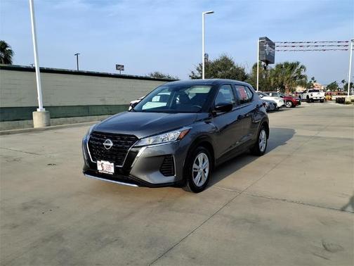 2023 Nissan Kicks S