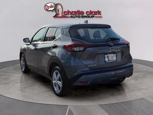 2023 Nissan Kicks S