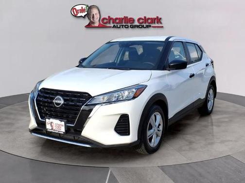 Fresh Powder 2024 Nissan Kicks S