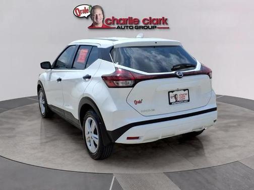 Fresh Powder 2025 Nissan Kicks S