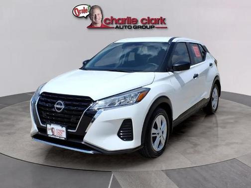 Fresh Powder 2025 Nissan Kicks S