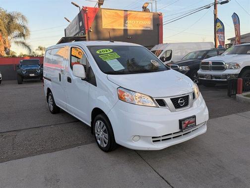 2021 Nissan NV200 SV