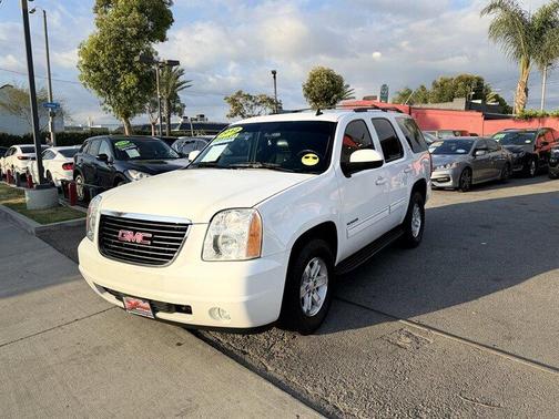 Summit White 2013 GMC Yukon SLT
