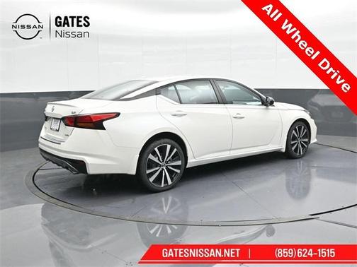 2021 Nissan Altima 2.5 SR