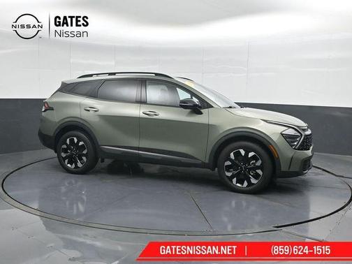 Jungle Green 2024 Kia Sportage X-Line