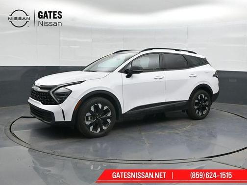 Glacial White Pearl 2024 Kia Sportage X-Line