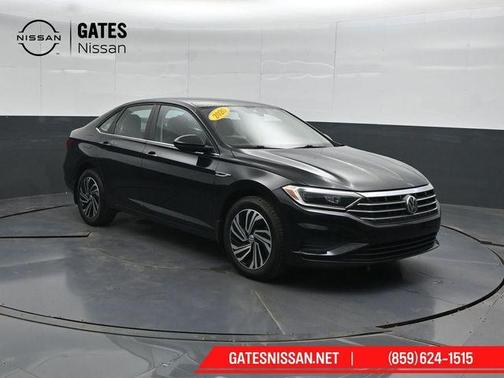 Deep Black Pearl Effect 2020 Volkswagen Jetta 1.4T SEL