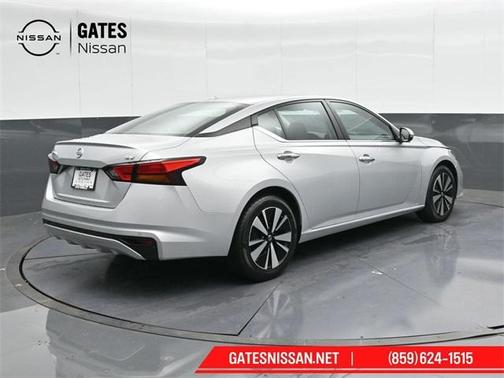 2022 Nissan Altima 2.5 SV