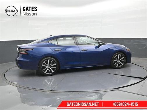 2023 Nissan Maxima SV