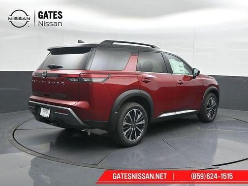 2t Red Blk Roof 2026 Nissan Pathfinder Platinum