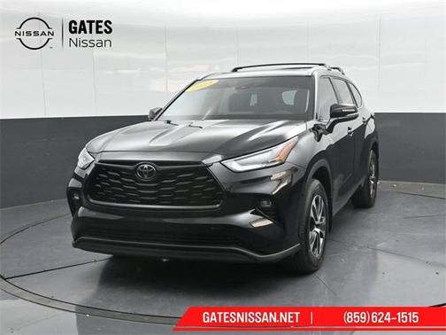 2024 Toyota Highlander XLE