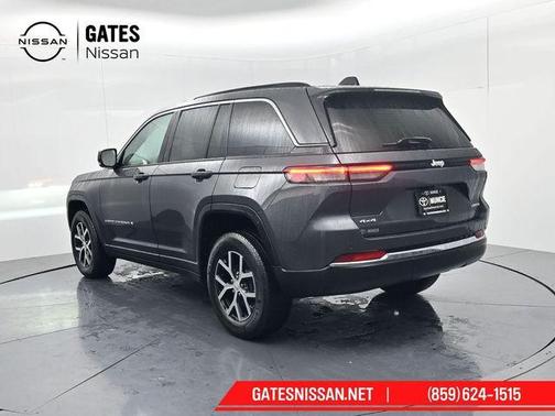 Metallic 2024 Jeep Grand Cherokee Limited