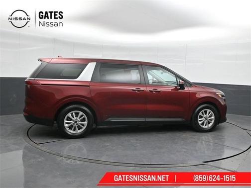 2023 Kia Carnival LX