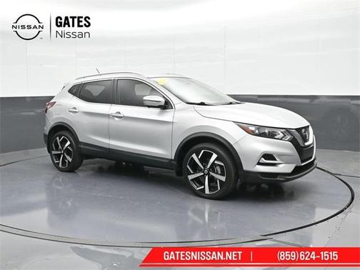 2022 Nissan Rogue Sport SL