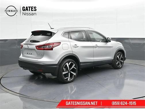 2022 Nissan Rogue Sport SL