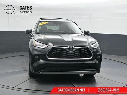 Midnight Black Metallic 2024 Toyota Highlander Platinum