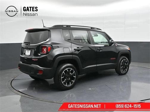 2023 Jeep Renegade Trailhawk