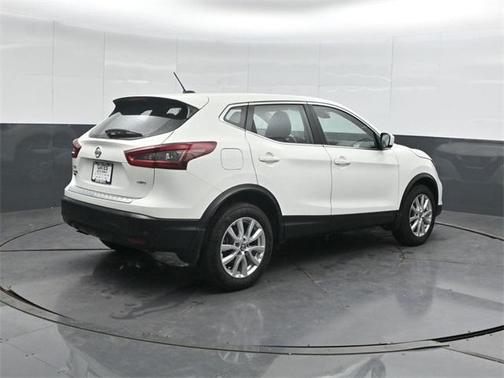 2022 Nissan Rogue Sport S