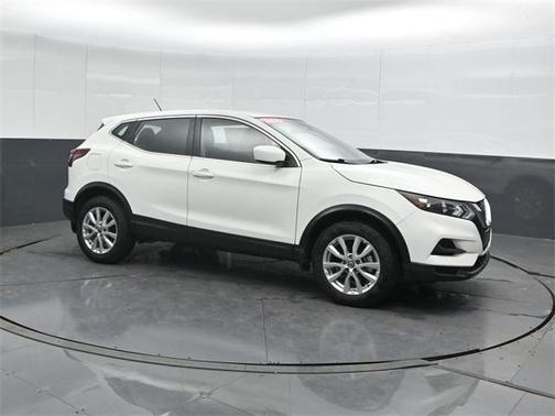 2022 Nissan Rogue Sport S