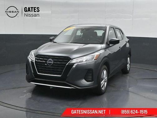 Gun Metallic 2025 Nissan Kicks Play S