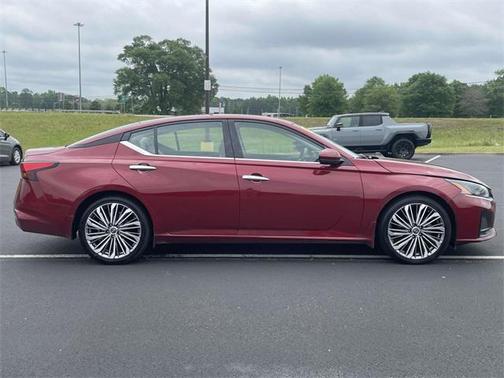 2024 Nissan Altima 2.5 SL