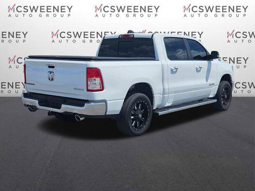 Bright White Clearcoat 2019 RAM 1500 Big Horn