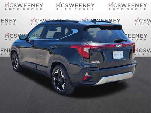 Fusion Black 2025 Kia Seltos EX