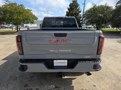 2025 GMC Sierra 2500 AT4
