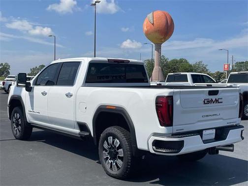 2025 GMC Sierra 2500 Denali