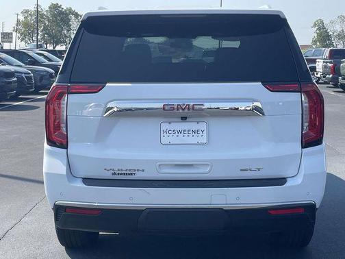 2023 GMC Yukon SLT