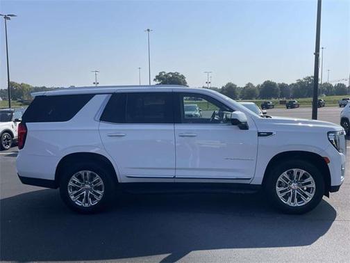 2023 GMC Yukon SLT