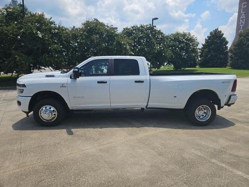 2025 RAM 3500 Big Horn Crew Cab 4x4 8' Box