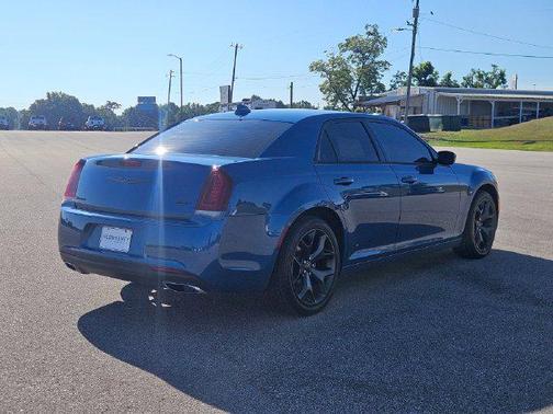 Frostbite 2023 Chrysler 300 Touring