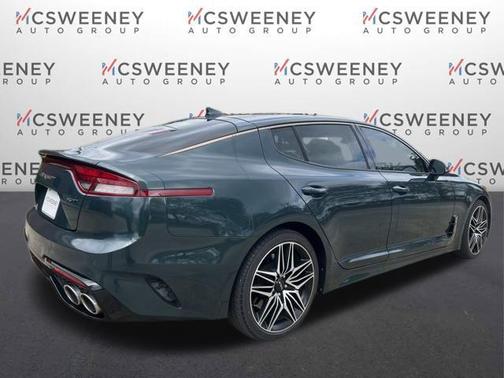 2022 Kia Stinger GT1