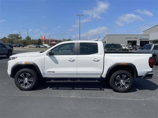 2023 GMC Canyon AT4