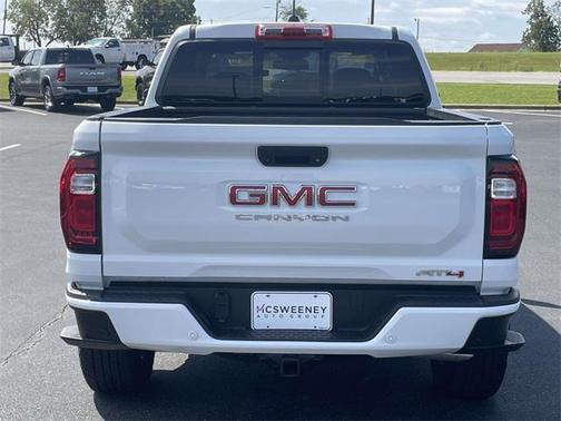 2023 GMC Canyon AT4