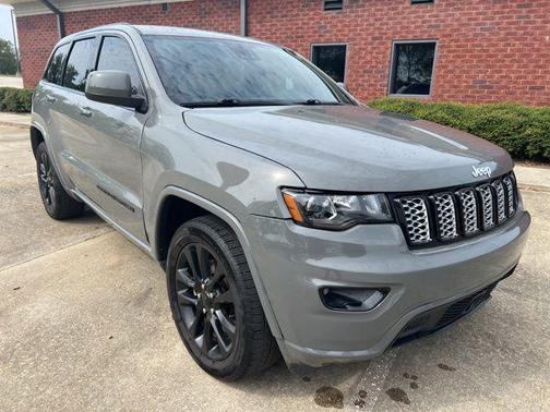 2021 Jeep Grand Cherokee Laredo